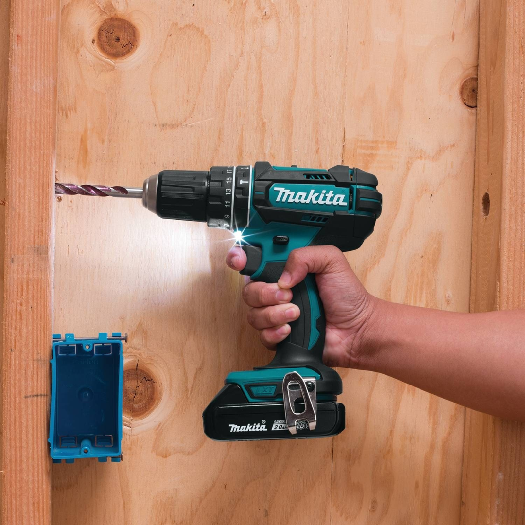 KIT MAKITA ORIGINAL: TALADRO INALÁMBRICO con PISTOLA DE IMPACTO + 26 ACCESORIOS + 2 BATERIAS PROMOCION CIERRE DE TIENDA - ENVIO GRATIS