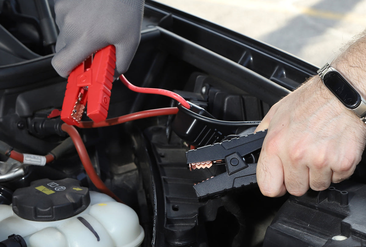 Partidor de Batería 12V – Arranque Instantáneo – Recupera tu Auto en 30 Segundos + Inflador Gratis
