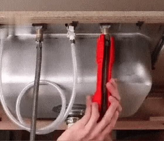 Llave multiuso para griferia 14 en 1